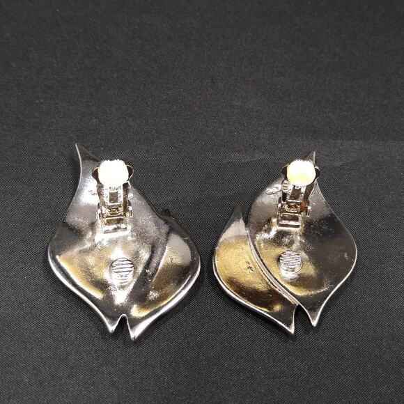 Laurel Burch Two Leaves Clip Earrings, Rhodium Plated, 1980s Vintage Jewelry - Picture 9 of 10
